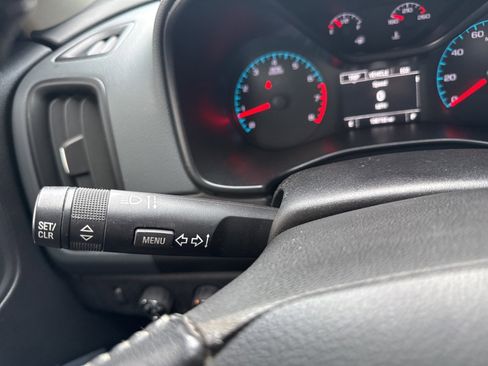 Used 2015 Chevrolet Colorado Z71 image 34