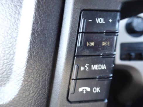 Used 2014 Ford F150 XLT w/ XLT Chrome Package image 40