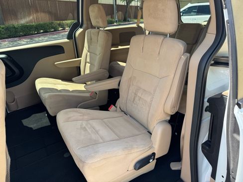 Used 2014 Dodge Grand Caravan SE w/ Quick Order Package 29E SE FWD image 20