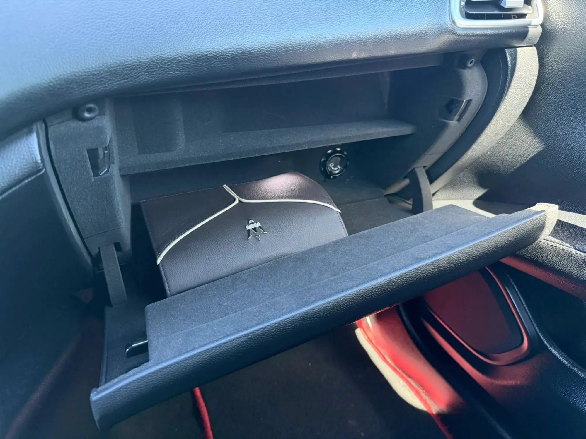 Used 2019 Maserati Ghibli RWD image 27
