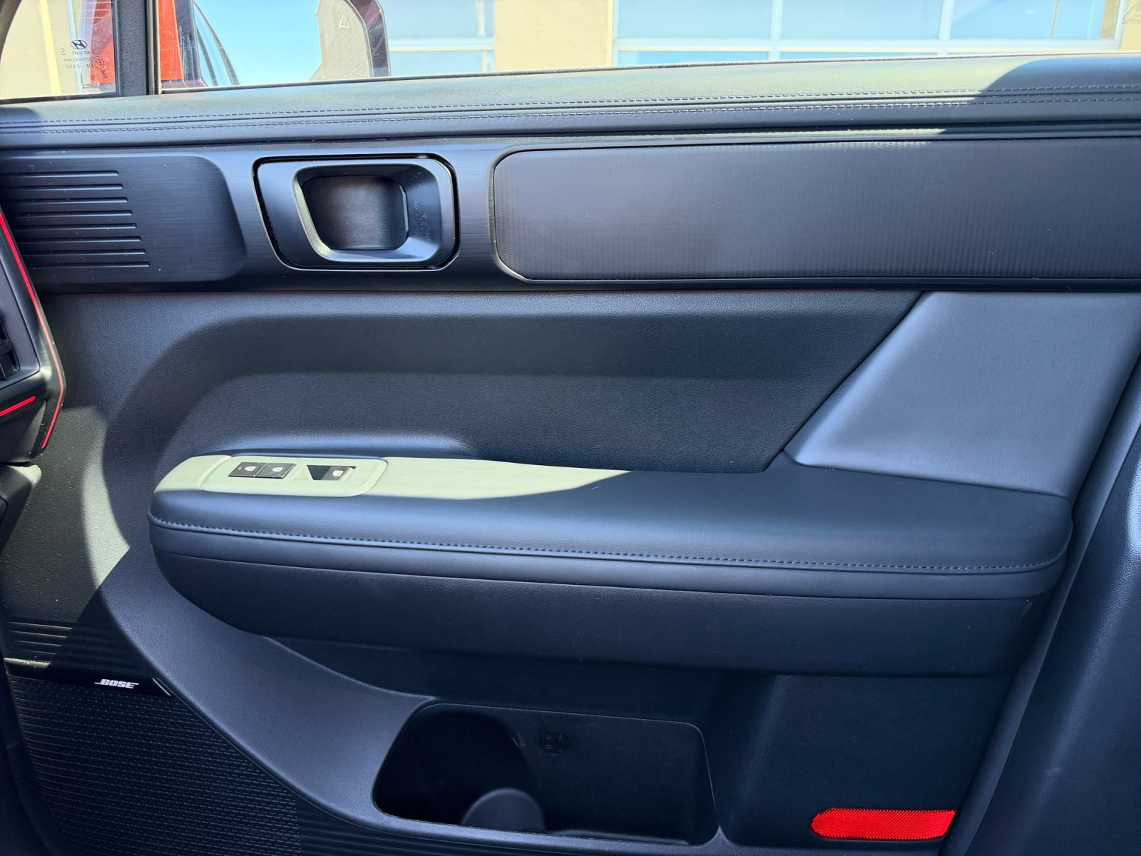 Certified 2025 Hyundai Santa Fe Calligraphy FWD image 16