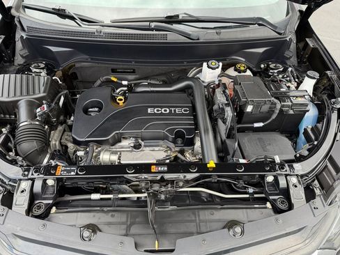 Used 2019 Chevrolet Equinox LT AWD/4WD image 29