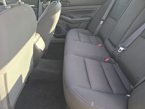 Used 2023 Nissan Altima 2.5 SV image 12