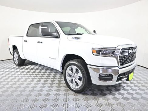 Used 2025 RAM 1500 Big Horn AWD/4WD image 10