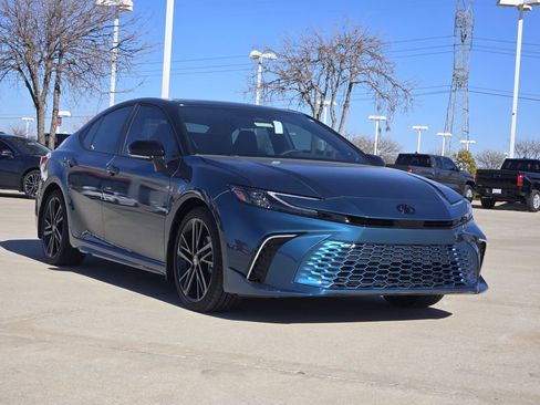 New 2026 Toyota Camry XSE w/ Premium Package image 2