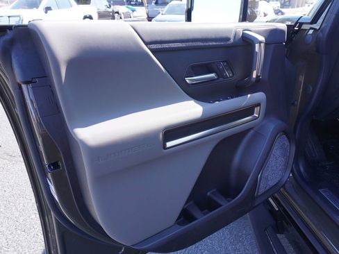 New 2025 GMC Hummer EV 3X image 14