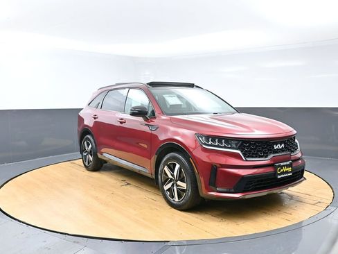 Used 2023 Kia Sorento S w/ Panoramic Sunroof Package image 8