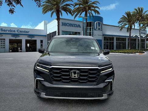 Used 2024 Honda Pilot EX-L image 3