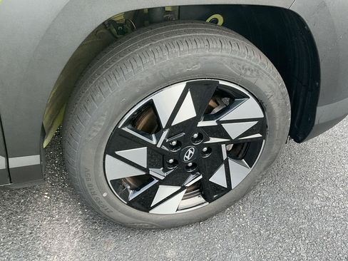 Certified 2024 Hyundai Kona SEL AWD/4WD image 6