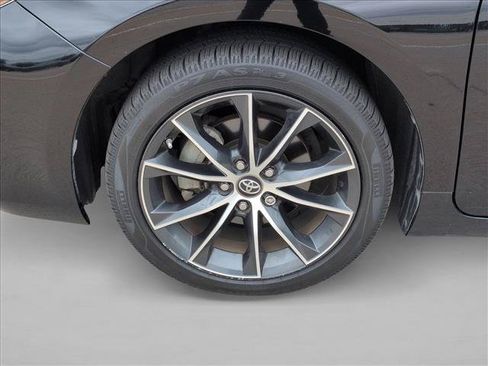 Used 2017 Toyota Camry XSE w/ Moonroof Package FWD image 23