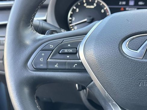 Certified 2023 INFINITI QX55 Essential image 10