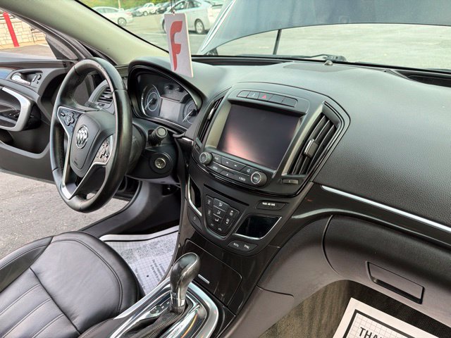 Used 2016 Buick Regal FWD image 24