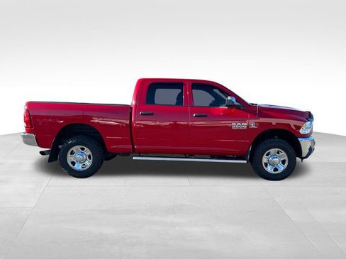 Used 2018 RAM 2500 Tradesman w/ Chrome Appearance Group image 9