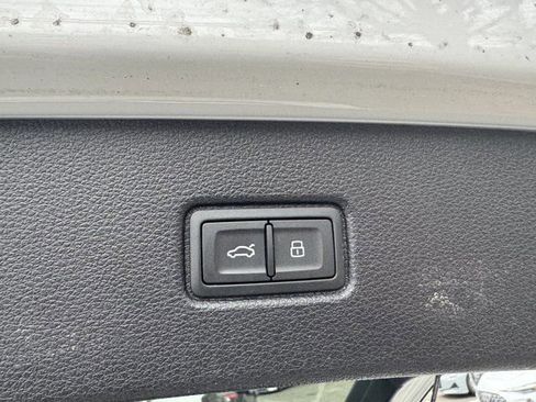 Used 2023 Audi Q7 3.0T Premium Plus w/ Premium Plus Package image 34