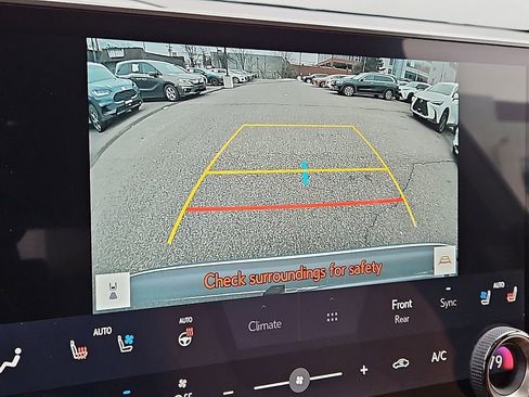 Used 2023 Lexus RX 350 Premium image 19