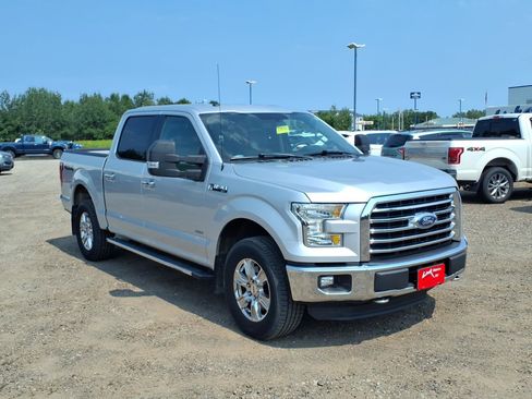 Used 2016 Ford F150 XLT w/ Equipment Group 302A Luxury AWD/4WD image 8