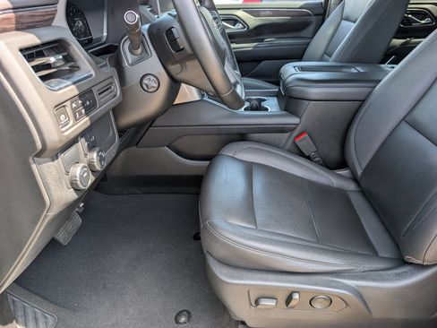 Certified 2023 Chevrolet Tahoe LT w/ Luxury Package RWD image 18