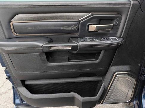 Used 2021 RAM 2500 Limited AWD/4WD image 15