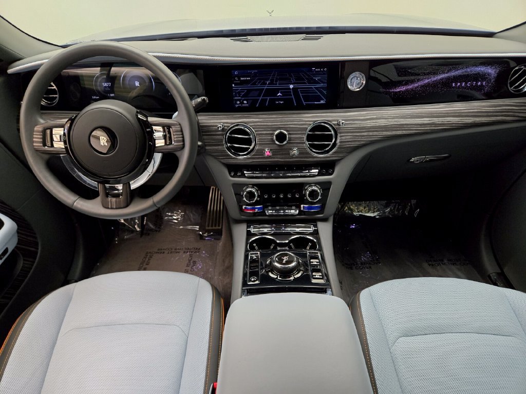 Certified 2024 Rolls-Royce Spectre w/ Spectre Launch Package AWD/4WD image 4