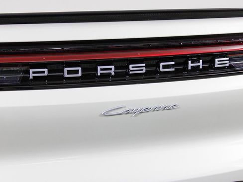 New 2026 Porsche Cayenne Coupe image 13