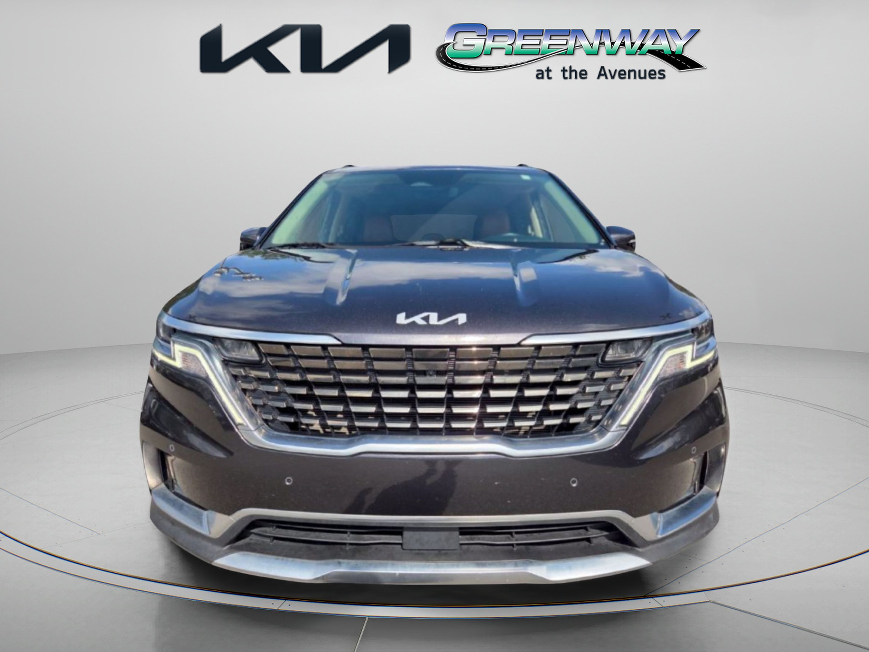 Used 2022 Kia Carnival SX FWD image 2