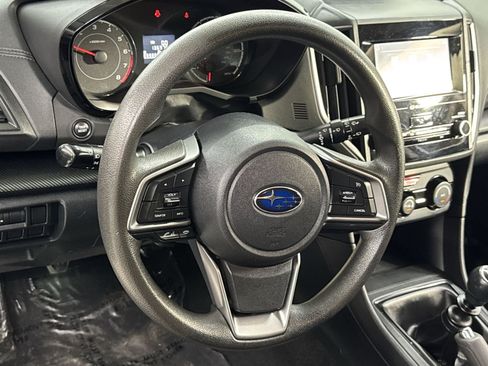Used 2018 Subaru Crosstrek 2.0i AWD/4WD image 28
