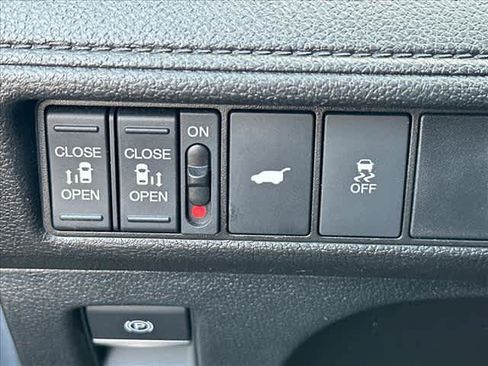 Used 2025 Honda Odyssey EX-L image 21