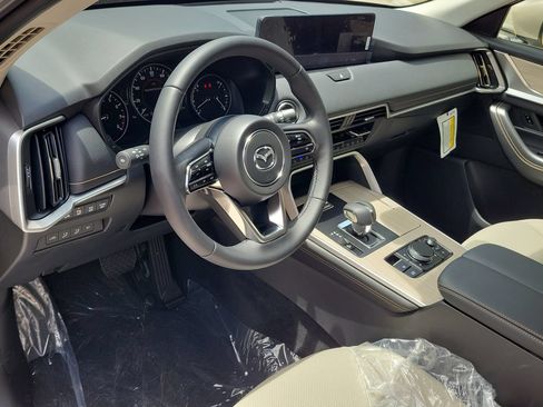 New 2026 MAZDA CX-90 3.3 Turbo w/ Preferred Package AWD/4WD image 16