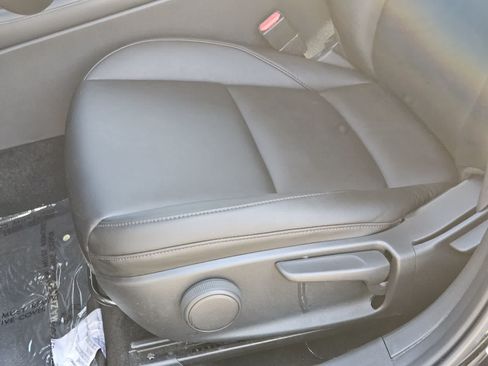 Used 2021 MAZDA MAZDA3 s FWD image 22