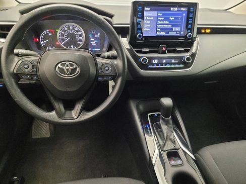 Used 2022 Toyota Corolla LE FWD image 22