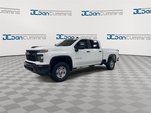Used 2024 Chevrolet Silverado 2500 W/T image 4