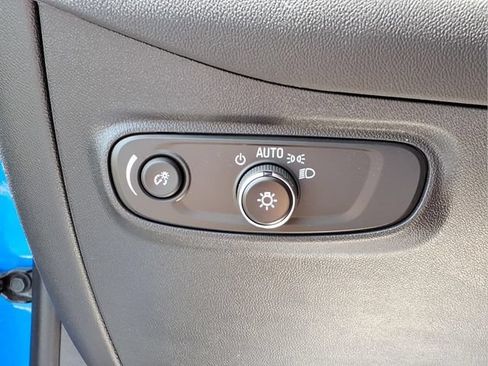 Used 2024 Chevrolet Equinox LT w/ LPO, Floor Liner Package FWD image 13