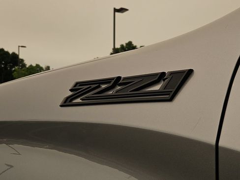 Certified 2023 Chevrolet Silverado 1500 LT Trail Boss w/ LPO, Dark Essentials Package AWD/4WD image 13