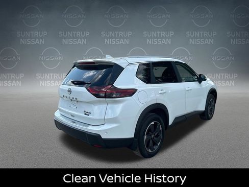 Certified 2024 Nissan Rogue SV w/ SV Premium Package AWD/4WD image 4