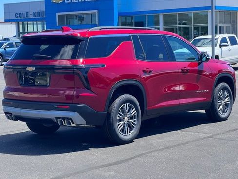 New 2026 Chevrolet Traverse LT w/ Driver Confidence Package AWD/4WD image 43