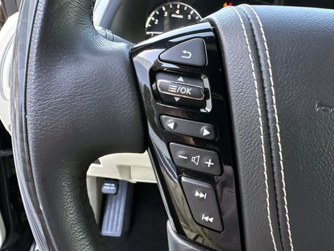 Used 2024 INFINITI QX80 Sensory image 24