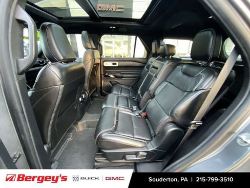 Used 2022 Ford Explorer ST w/ Equipment Group 401A image 28