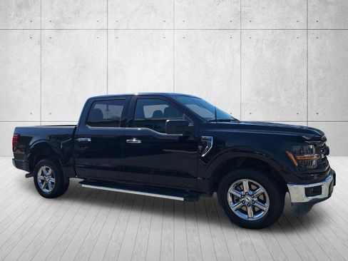 Used 2025 Ford F150 XLT w/ Equipment Group 301A Standard RWD image 3
