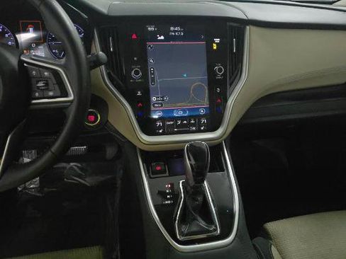 Used 2020 Subaru Outback Premium image 10