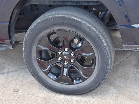 Used 2022 Ford F150 Platinum w/ Equipment Group 701A High AWD/4WD image 12