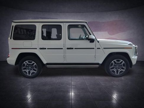 Used 2025 Mercedes-Benz G 550 image 6