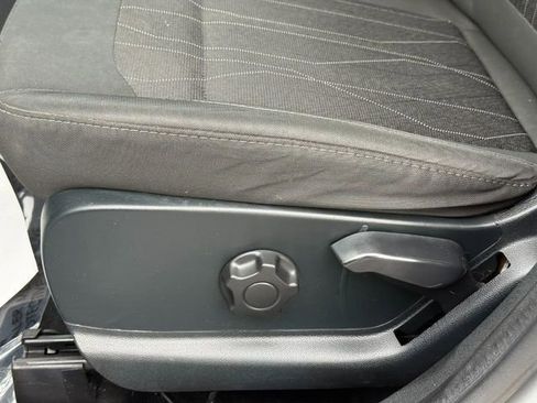Used 2021 Ford EcoSport SE FWD image 21