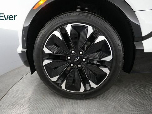 Used 2024 Chevrolet Blazer EV RS image 18