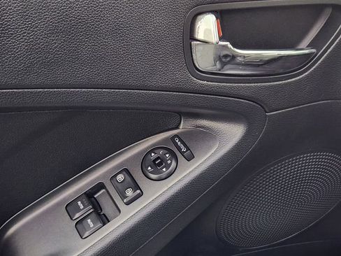 Used 2016 Kia Forte Koup EX image 10