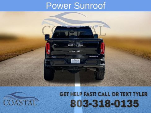 Used 2021 GMC Sierra 2500 Denali w/ Denali Black Diamond Edition image 16