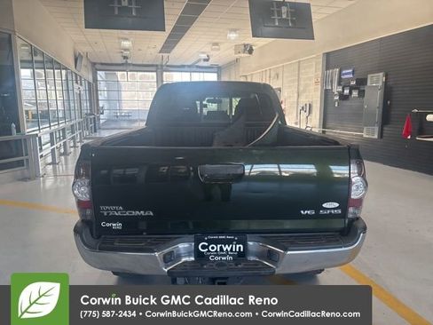 Used 2013 Toyota Tacoma 4x4 Double Cab w/ SR5 Pkg image 7