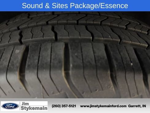 Used 2020 Buick Enclave Essence w/ Sound and Sites Package FWD image 11
