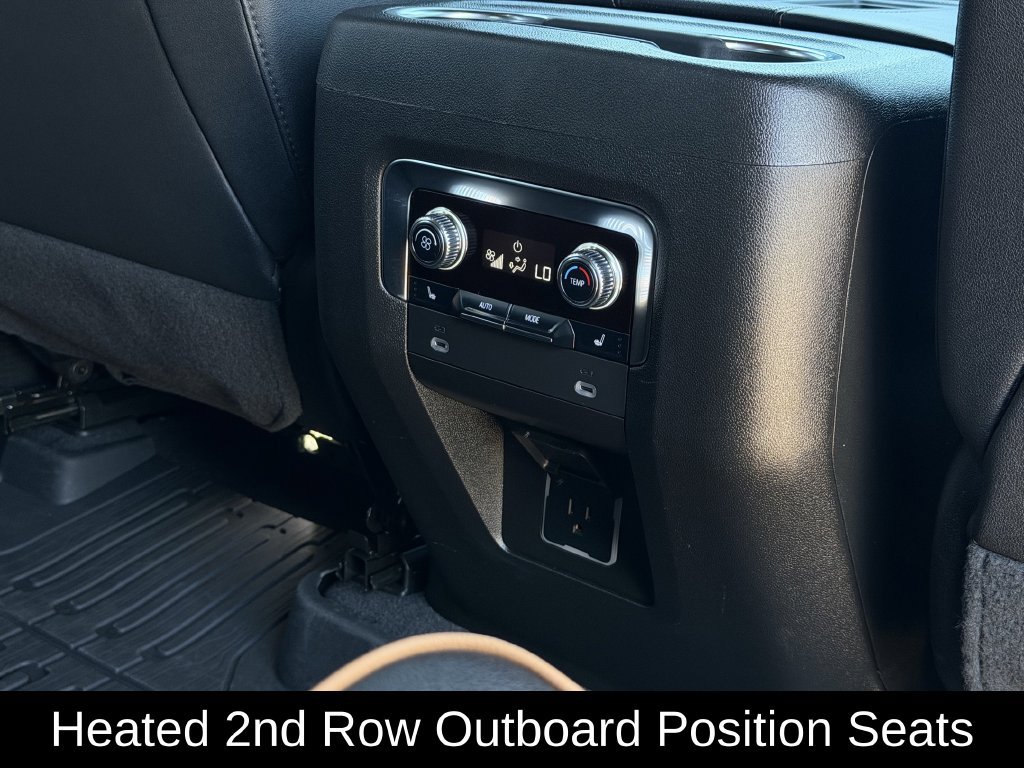 Used 2024 GMC Yukon AT4 w/ AT4 Premium Plus Package AWD/4WD image 34