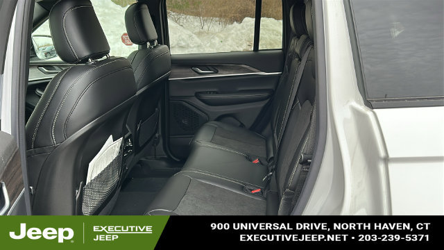 New 2026 Jeep Grand Cherokee Altitude AWD/4WD image 23
