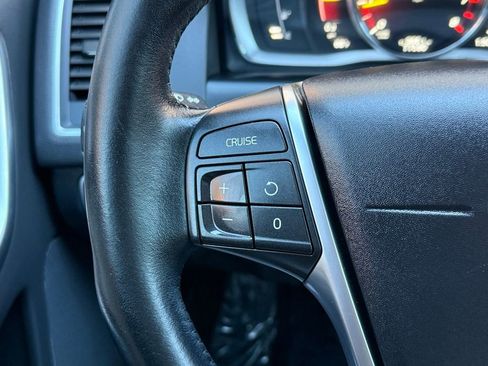 Used 2017 Volvo XC60 T5 Dynamic w/ Preferred Option Package image 33